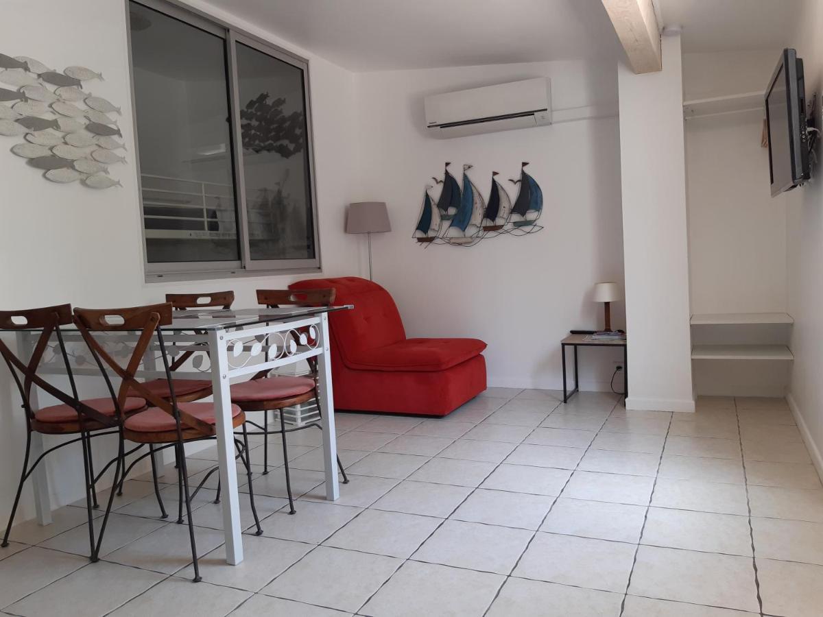 Petite Maison De Campagne Gardoise Théziers エクステリア 写真